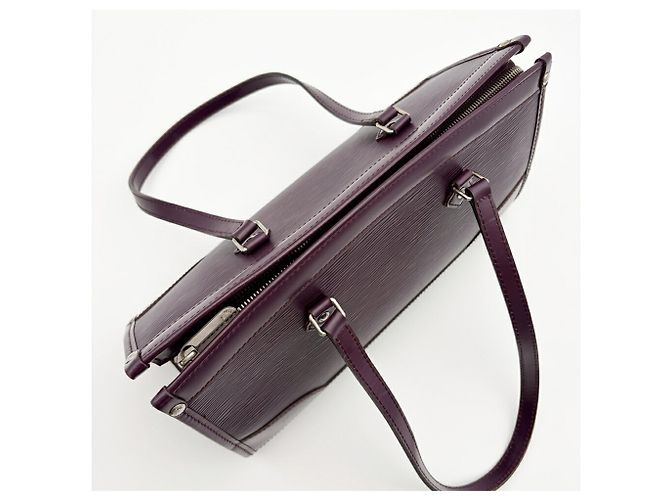 Borsa a tracolla Louis Vuitton in pelle Epi Porpora Viola scuro - vista 12