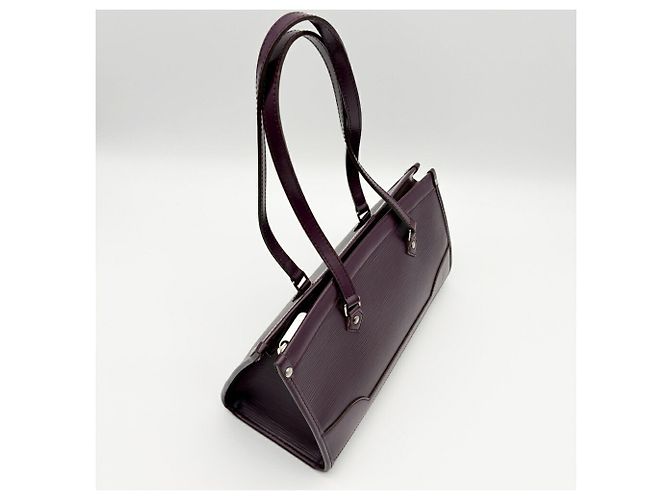 Borsa a tracolla Louis Vuitton in pelle Epi Porpora Viola scuro - vista 4