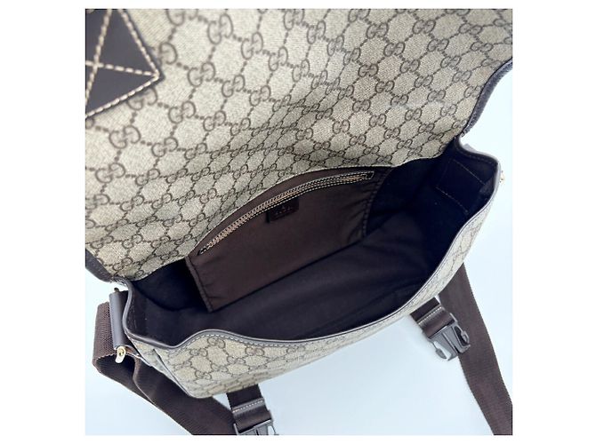 Sac à épaule Gucci GG Supreme Marron - vue 16