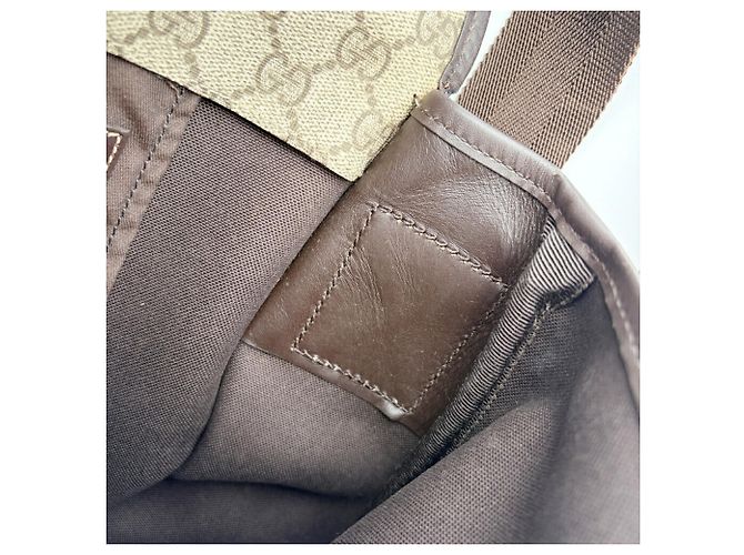 Sac à épaule Gucci GG Supreme Marron - vue 18