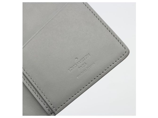 LOUIS VUITTON Monogram Shadow Portefeuille Braza Wallet Gray M81335 Auth bs36439 Castaño - vista 9