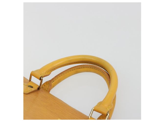 LOUIS VUITTON Epi Sac Triangle Hand Bag Yellow M52099 LV Auth 195374 Giallo - vista 8