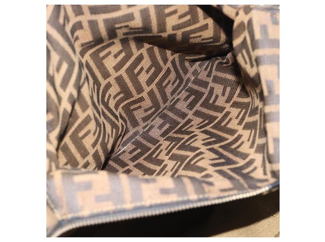 Borsa a mano FENDI Zucca Canvas Marrone Nero Auth 196063 - vista 23