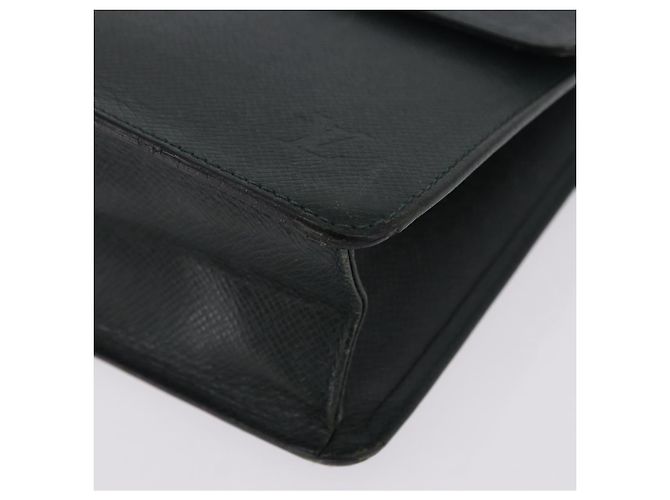 LOUIS VUITTON Pochette Kourad in Taiga Borsa Clutch Épicea M30194 LV Auth ka5641 - vista 15