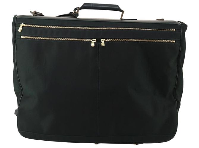 LOUIS VUITTON Taiga Portable Cinque Percha Funda de Prenda Épicea LV Auth bs36698 - vista 2