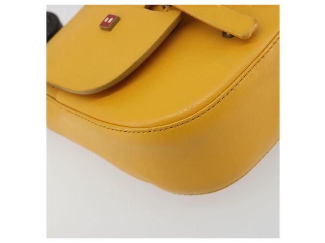 Borsa a tracolla BALLY in pelle Giallo Oro Auth 195037A D'oro - vista 15