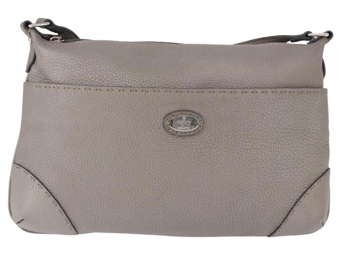 FENDI Celeria Schultertasche aus Leder Grau Silber authentisch 195653V Braun - Ansicht 13