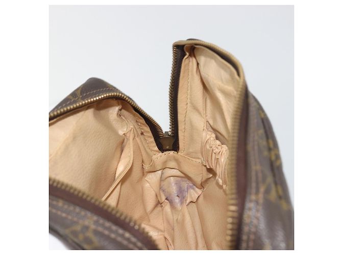 LOUIS VUITTON Monogram Trousse Toilette 23 Clutch Bag M47524 LV Auth 195030 Monogramma - vista 10