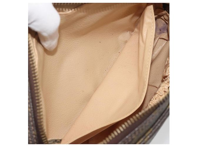 LOUIS VUITTON Monogram Trousse Toilette 23 Clutch Bag M47524 LV Auth 195030 Monogramma - vista 12