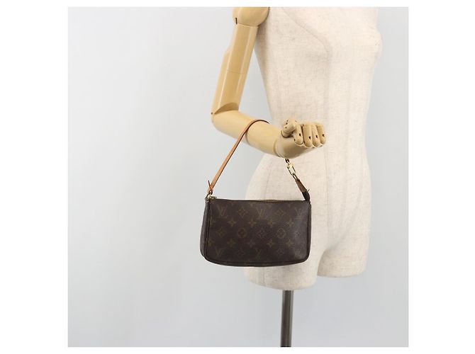 LOUIS VUITTON Monogram Pochette Accessoires Pouch M51980 LV Auth 195016 Monogramma - vista 20