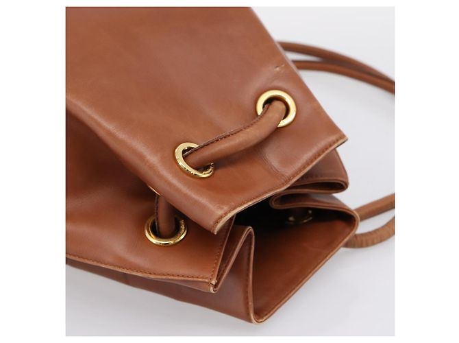 Zaino Salvatore Ferragamo Vala in pelle marrone e oro Auth ka5589 D'oro - vista 6