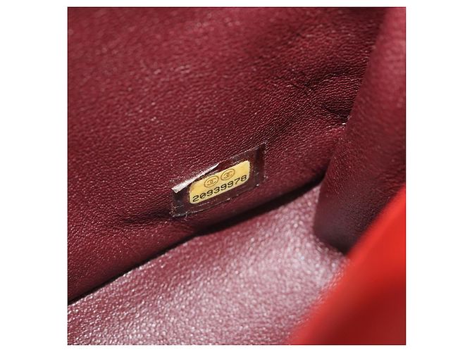 Borsa a tracolla CHANEL Matelassé in pelle d'agnello rossa con catena e CC dorato Auth 195253SM Rosso - vista 10