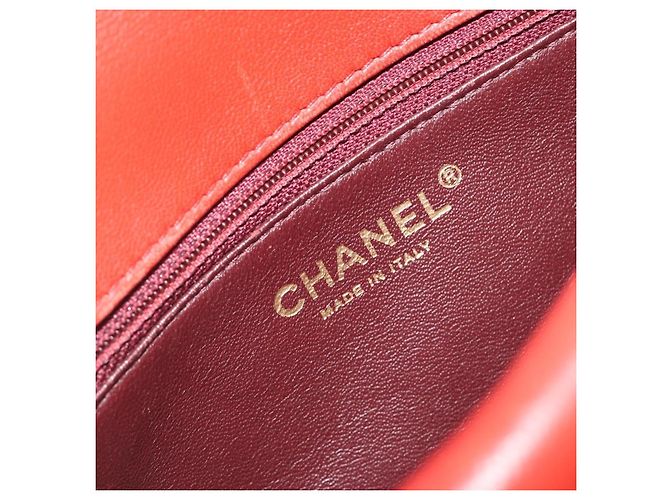 Borsa a tracolla CHANEL Matelassé in pelle d'agnello rossa con catena e CC dorato Auth 195253SM Rosso - vista 23