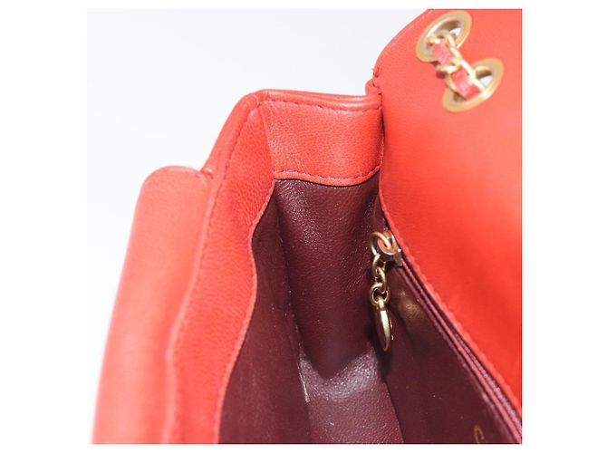 Borsa a tracolla CHANEL Matelassé in pelle d'agnello rossa con catena e CC dorato Auth 195253SM Rosso - vista 25