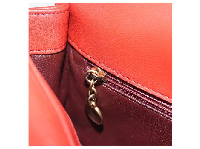 Borsa a tracolla CHANEL Matelassé in pelle d'agnello rossa con catena e CC dorato Auth 195253SM Rosso - vista 26