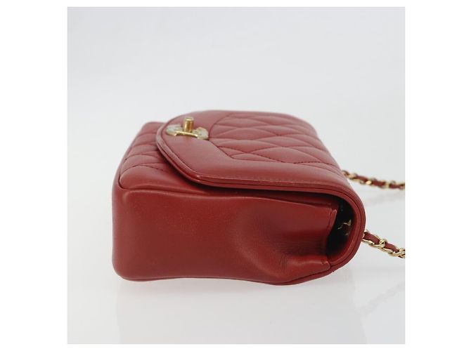 Borsa a tracolla CHANEL Matelassé in pelle d'agnello rossa con catena e CC dorato Auth 195253SM Rosso - vista 3