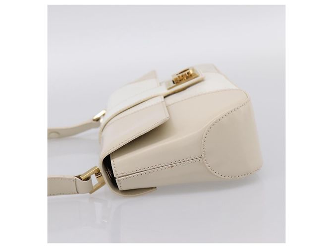 Borsa a tracolla Salvatore Ferragamo Gancini in pelle beige chiaro e oro Auth 196789A D'oro - vista 3