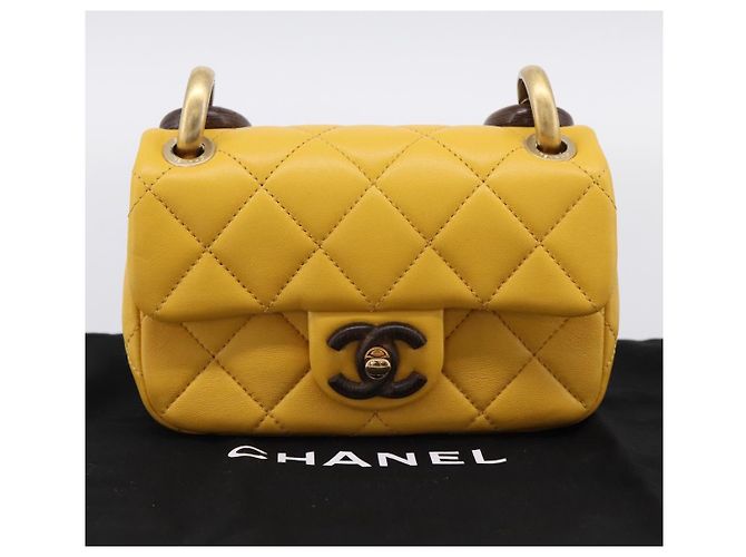 CHANEL Mini Matelasse 17 Borsa a catena Pelle d'Agnello Giallo Oro CC Auth 195513SAM D'oro - vista 12