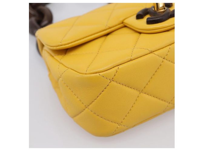 CHANEL Mini Matelasse 17 Borsa a catena Pelle d'Agnello Giallo Oro CC Auth 195513SAM D'oro - vista 14