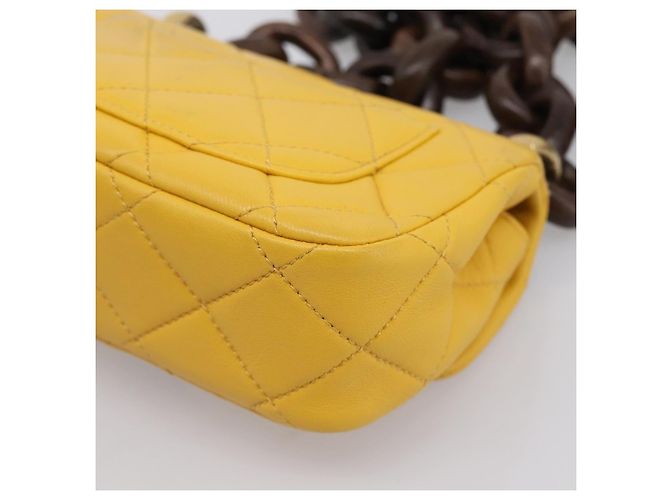 CHANEL Mini Matelasse 17 Borsa a catena Pelle d'Agnello Giallo Oro CC Auth 195513SAM D'oro - vista 15