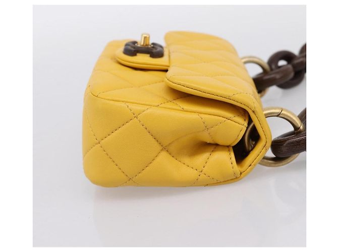 CHANEL Mini Matelasse 17 Borsa a catena Pelle d'Agnello Giallo Oro CC Auth 195513SAM D'oro - vista 4