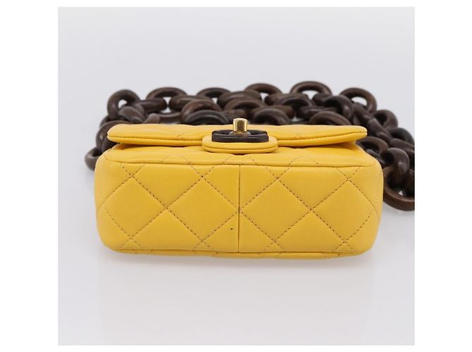 CHANEL Mini Matelasse 17 Borsa a catena Pelle d'Agnello Giallo Oro CC Auth 195513SAM D'oro - vista 5