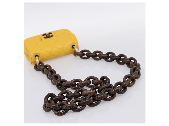 CHANEL Mini Matelasse 17 Borsa a catena Pelle d'Agnello Giallo Oro CC Auth 195513SAM D'oro - vista 7
