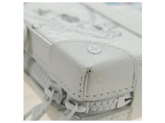 LOUIS VUITTON Taurillon Clemence Soft Trunk LV Friends M80146 Auth 194713SAM Bianco - vista 16