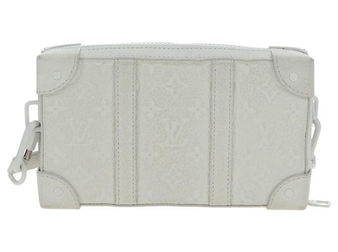 LOUIS VUITTON Taurillon Clemence Soft Trunk LV Friends M80146 Auth 194713SAM Bianco - vista 3