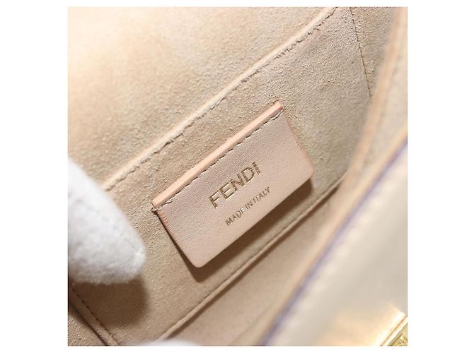 Borsa a spalla con catena FENDI in pelle beige e oro Auth bs36715 D'oro - vista 21