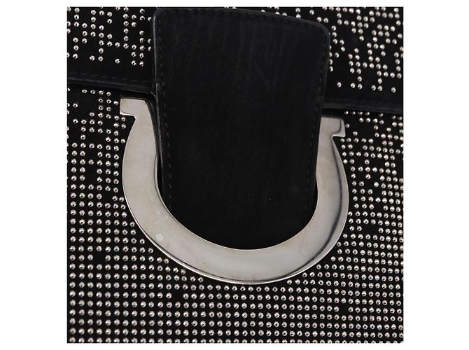 Borsa a tracolla Salvatore Ferragamo Gancini Chain in pelle nera e argento Auth 195321A Nero - vista 17