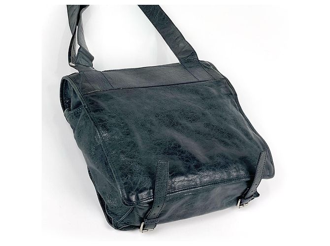 Borsa a tracolla Balenciaga in pelle blu navy - vista 2