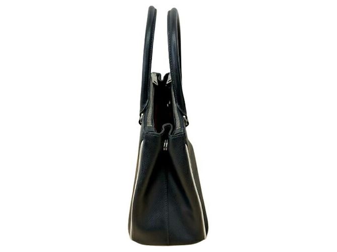 Bolso de mano Prada Saffiano Galleria negro - vista 3