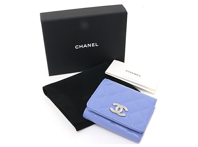 Cartera Chanel Matelassé Tri-fold Azul - vista 2