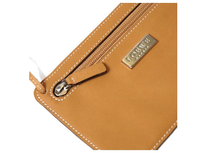 Loewe Handtasche aus braunem Leder - Ansicht 15