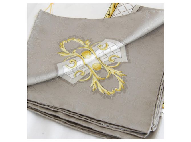 Hermès Foulard di seta Hermes in nero e grigio Marrone - vista 4