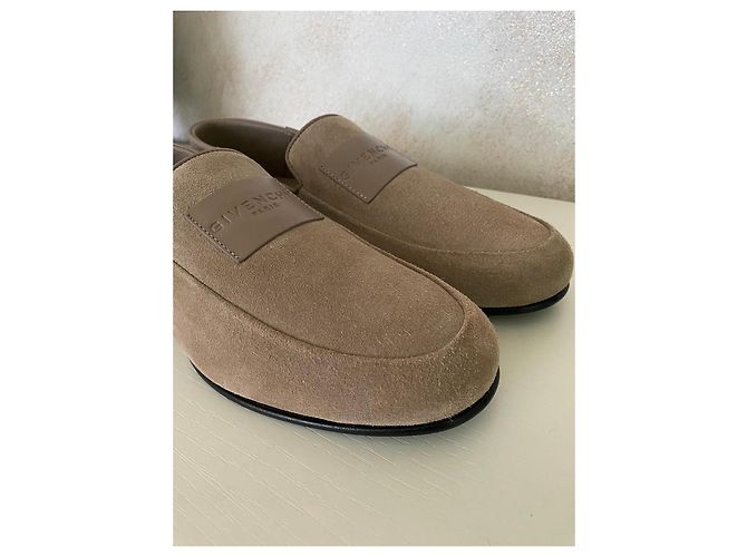 Mocassins Givenchy en daim beige - vue 4