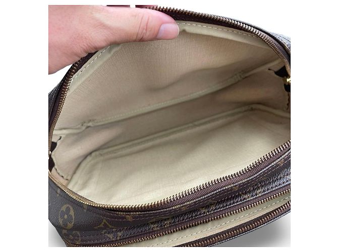 Louis Vuitton Reporter PM Castaño Dorado - vista 7