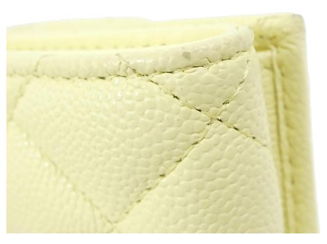 Cartera tri-fold Chanel Timeless Classic Line Yellow Amarillo - vista 4