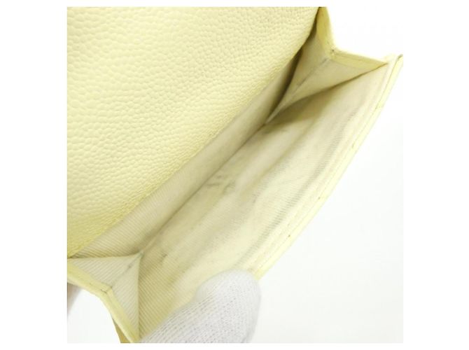 Cartera tri-fold Chanel Timeless Classic Line Yellow Amarillo - vista 9