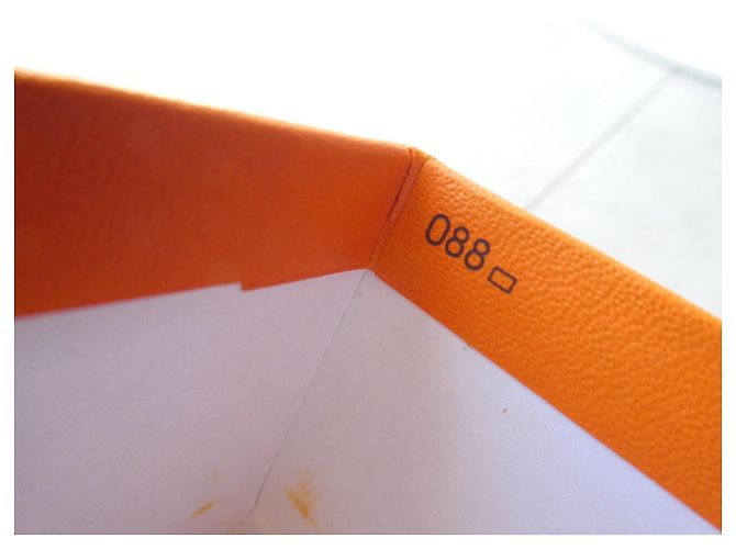 Caixa Hermès Laranja para mala de mão Hermès Birkin 35 Branco - vista 4