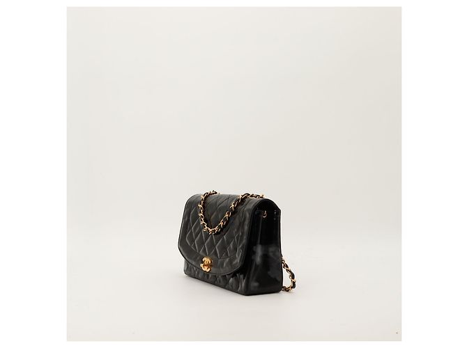 Chanel Vintage Flap Bag aus Lackleder - Ansicht 2