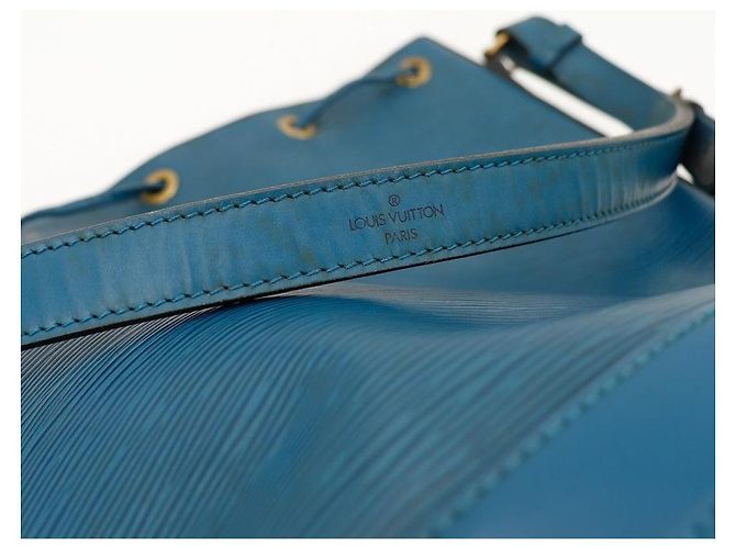 Bolsa Balde Louis Vuitton Epi Noe Azul - vista 10