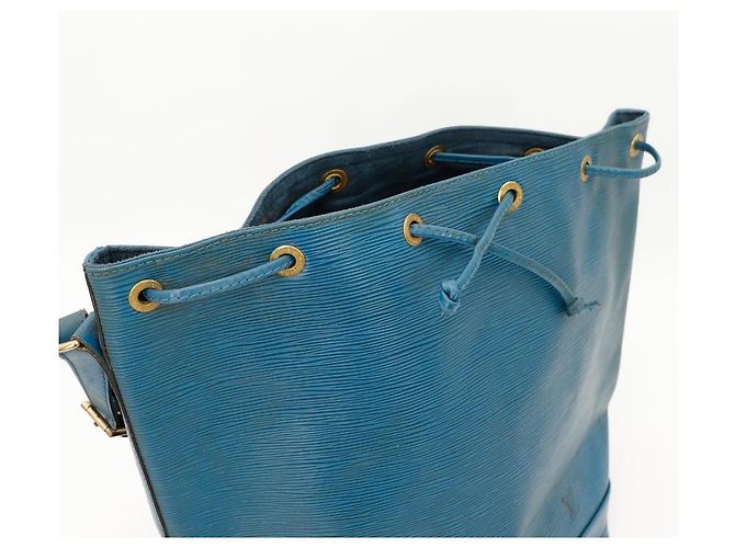 Bolsa Balde Louis Vuitton Epi Noe Azul - vista 6