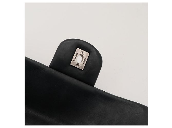 Borsa a patta Chanel in pelle di agnello matelassé nera Nero - vista 10