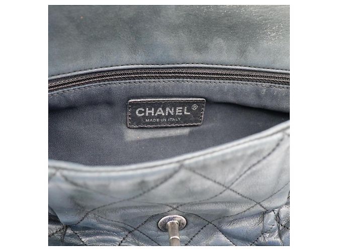 Borsa a patta Chanel in pelle di agnello matelassé nera Nero - vista 12