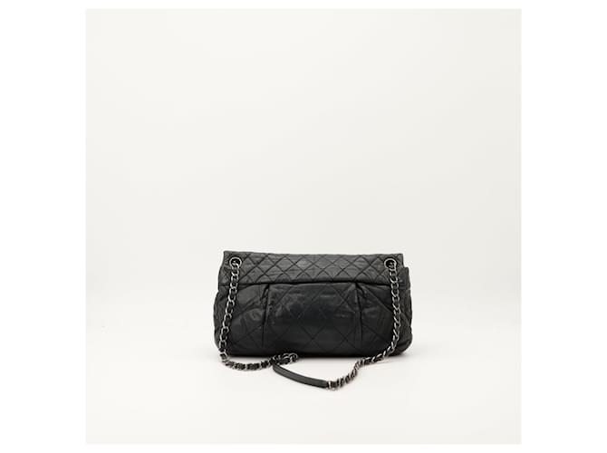 Borsa a patta Chanel in pelle di agnello matelassé nera Nero - vista 3