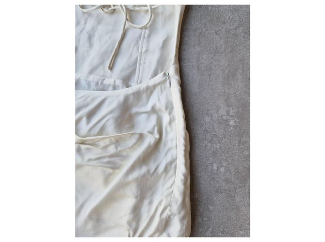 Jacquemus Saudade Kleid aus cremeweißer Seide - Ansicht 10