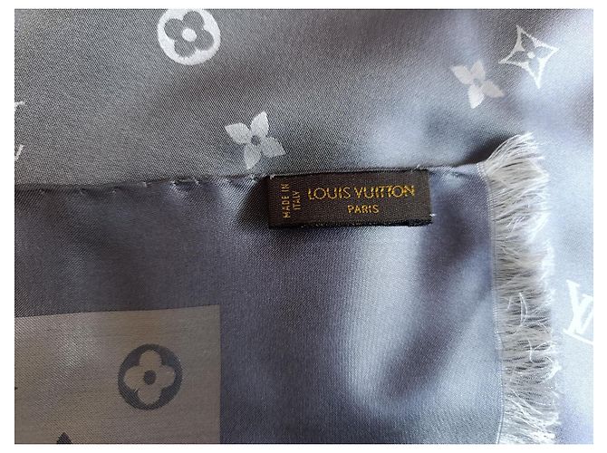 Foulard in seta Monogram Louis Vuitton Bianco Grigio - vista 3