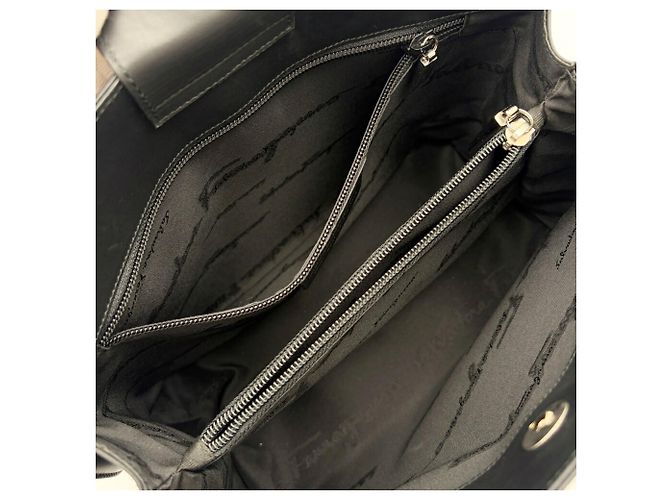 Borsa a tracolla Salvatore Ferragamo Gancini Nero - vista 17
